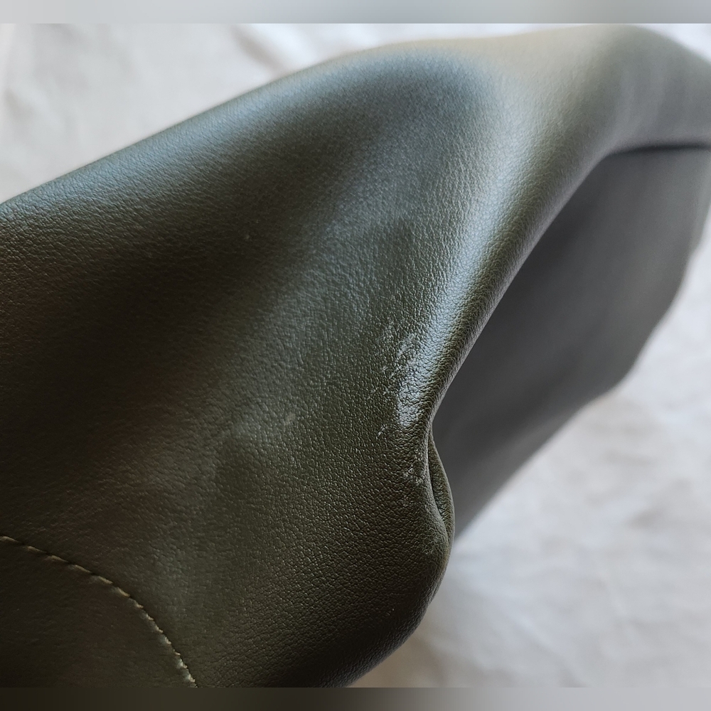 Neiman Marcus Green Shoulder Vegan Leather Bag with Modern Trapezoidal Design - Picture 9 of 13